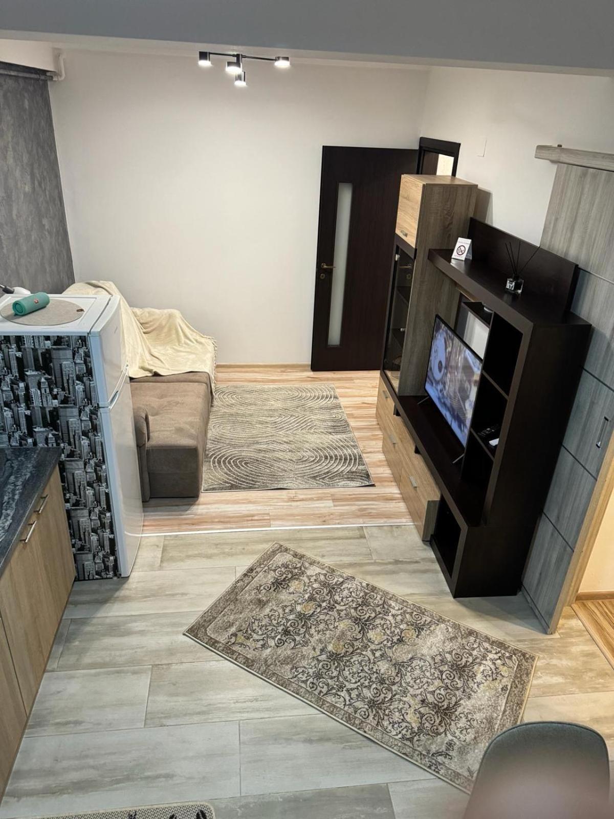 יאשי Luxury Young Residence מראה חיצוני תמונה