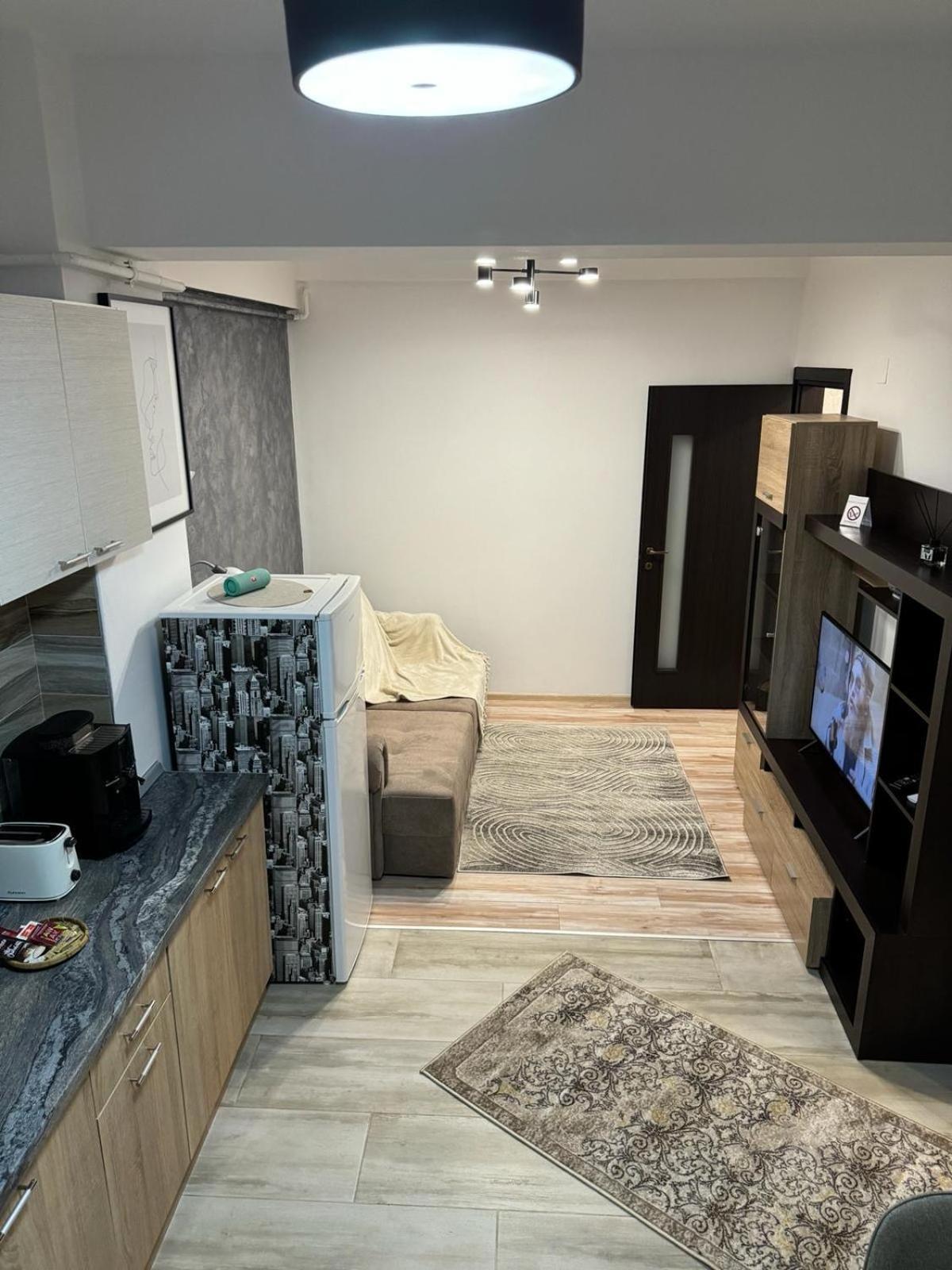 יאשי Luxury Young Residence מראה חיצוני תמונה