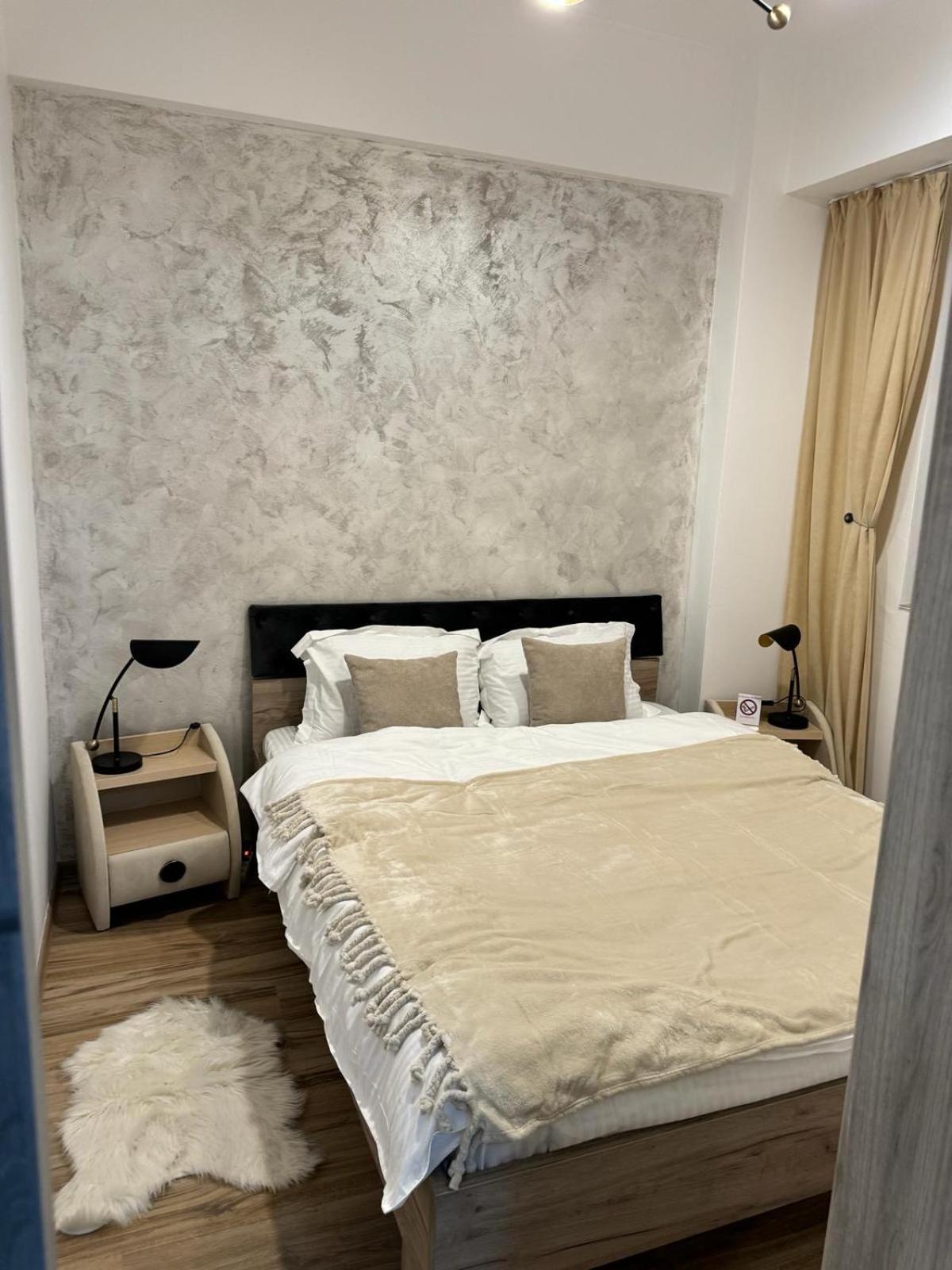 יאשי Luxury Young Residence מראה חיצוני תמונה